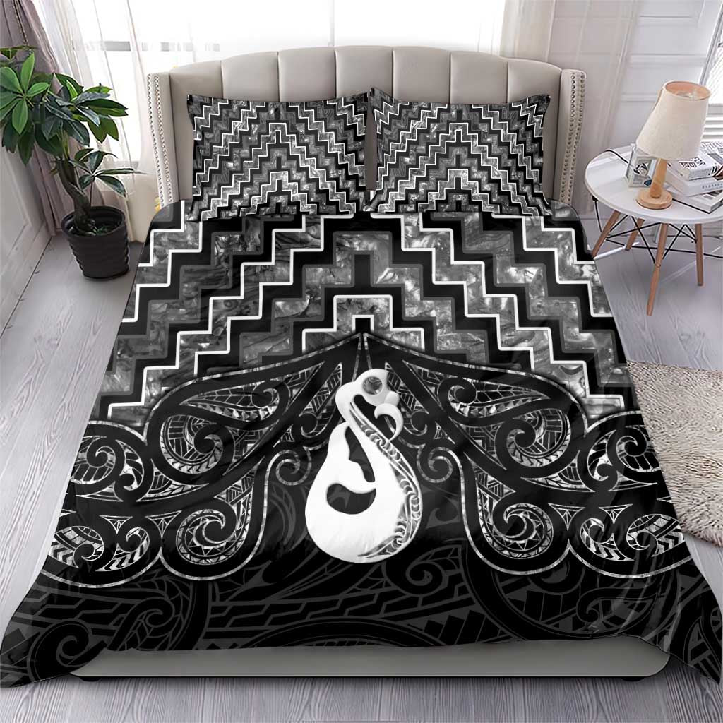 New Zealand Maori Bedding Set Poutama Manaia Black Paua Shell