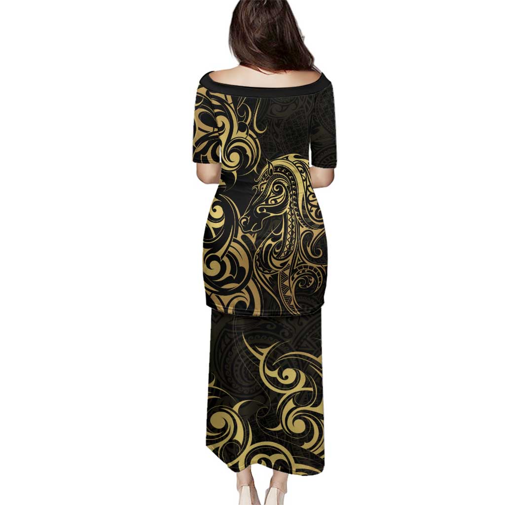 Gold And Black Aoteara Horse Racing Family Matching Puletasi and Hawaiian Shirt NZ Maori Pattern