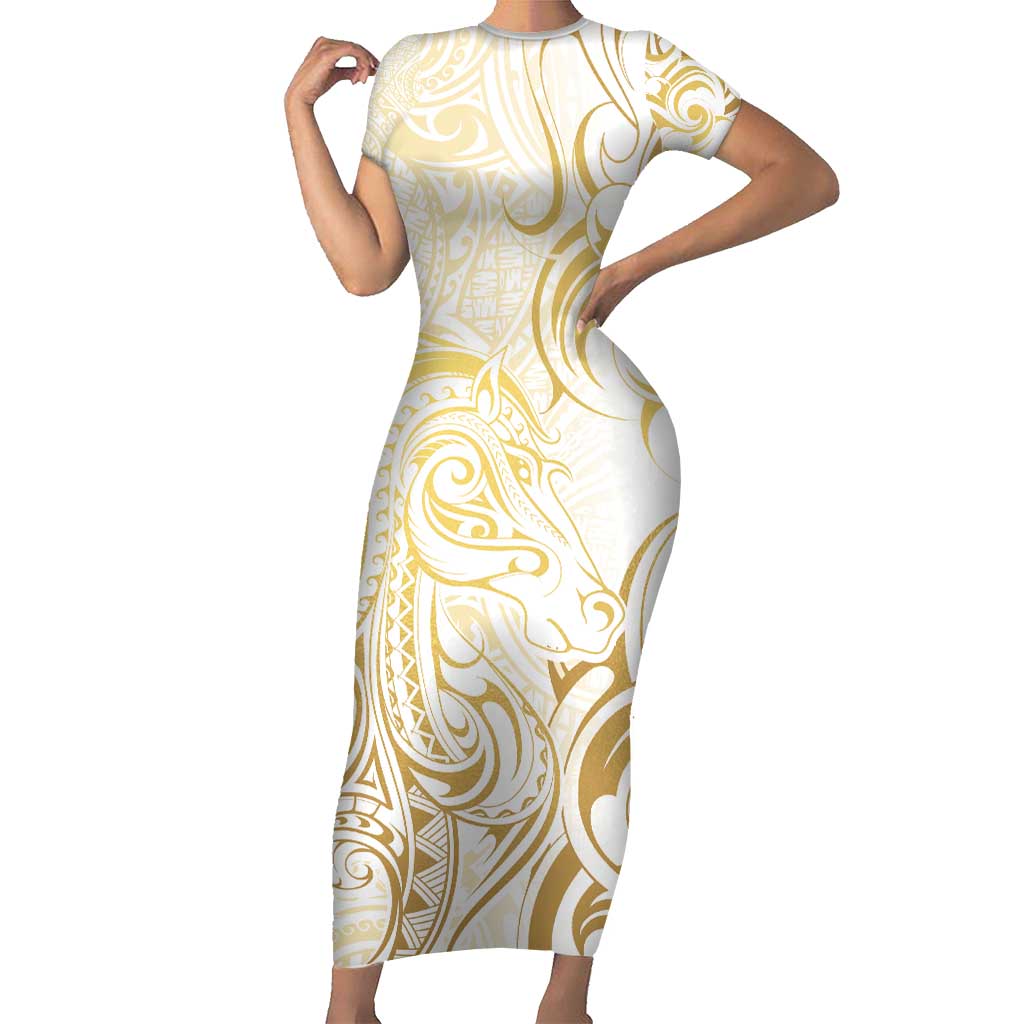 Gold And White Aoteara Horse Racing Family Matching Short Sleeve Bodycon Dress and Hawaiian Shirt NZ Maori Pattern