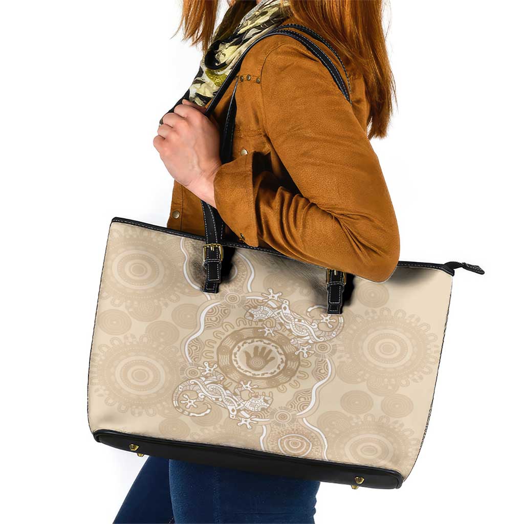 Beige Australia Lizard With Aboriginal Art Leather Tote Bag