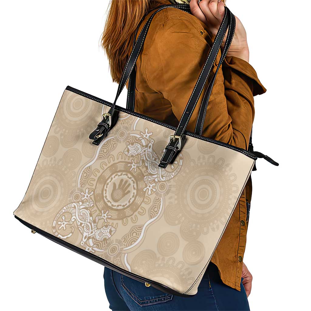 Beige Australia Lizard With Aboriginal Art Leather Tote Bag