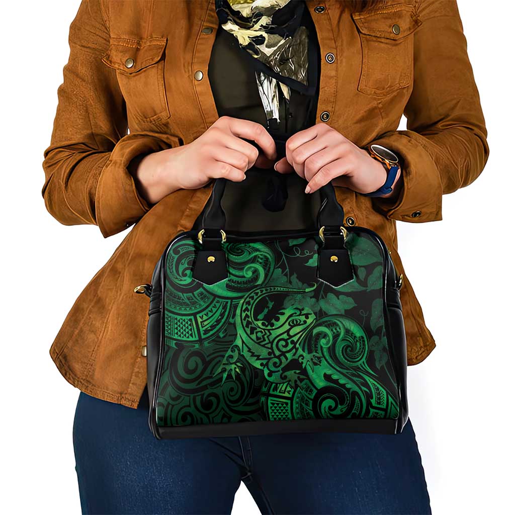 New Zealand Tuatara Shoulder Handbag Aotearoa Maori Clematis Flowers - Green