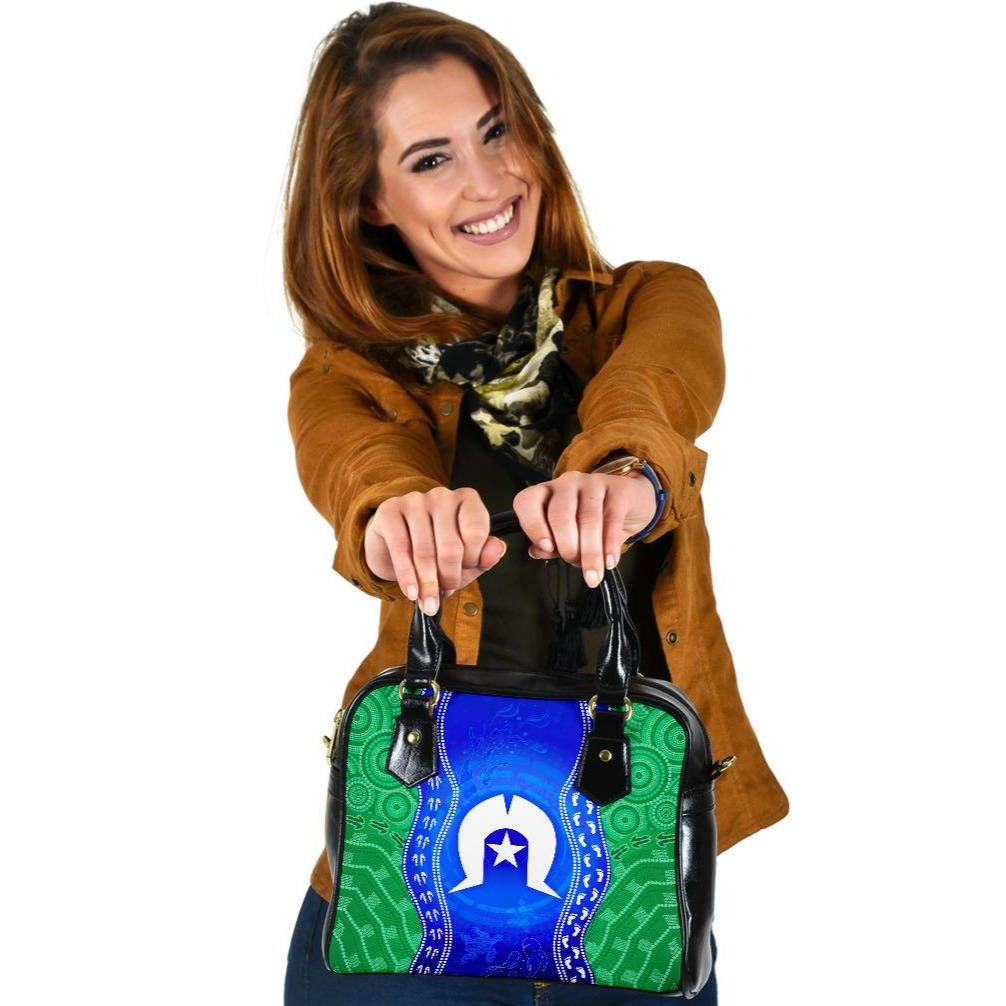 Torres Strait Islanders Shoulder Handbag - Torres Symbol With Aboriginal Patterns - Vibe Hoodie