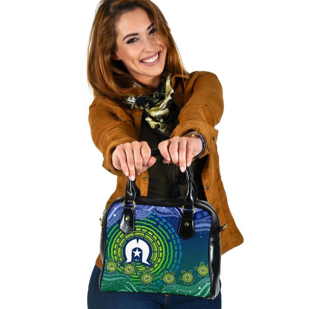 Torres Strait Islanders Shoulder Handbag - Aboriginal Turtle - Vibe Hoodie