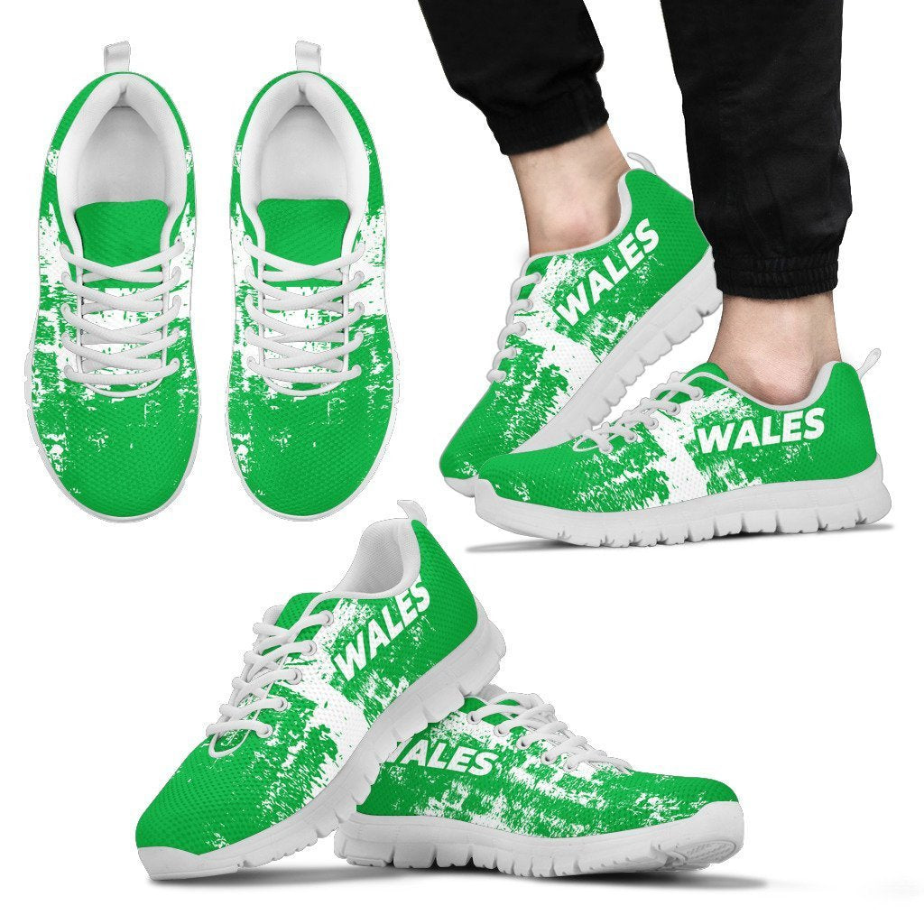 wales-sneakers-smudge-style