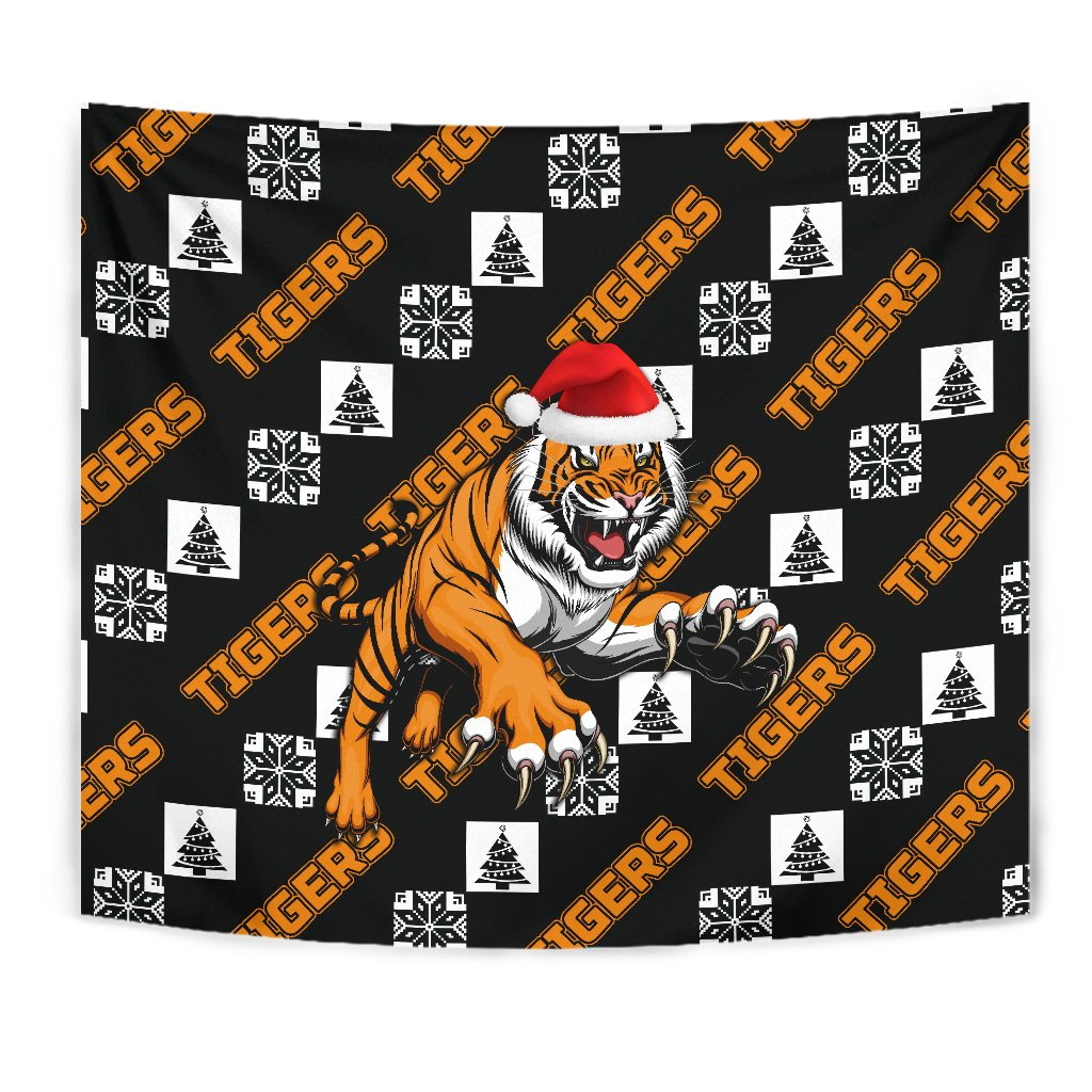 wests-christmas-tapestry-tigers-fancy