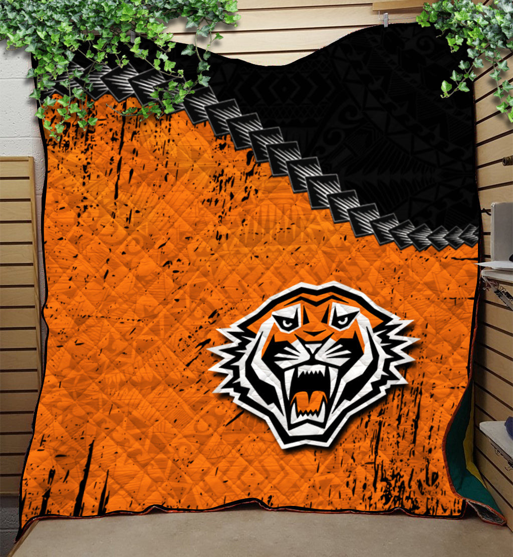 wests-tigers-premium-quilt-grunge-polynesian-tattoo-nrl