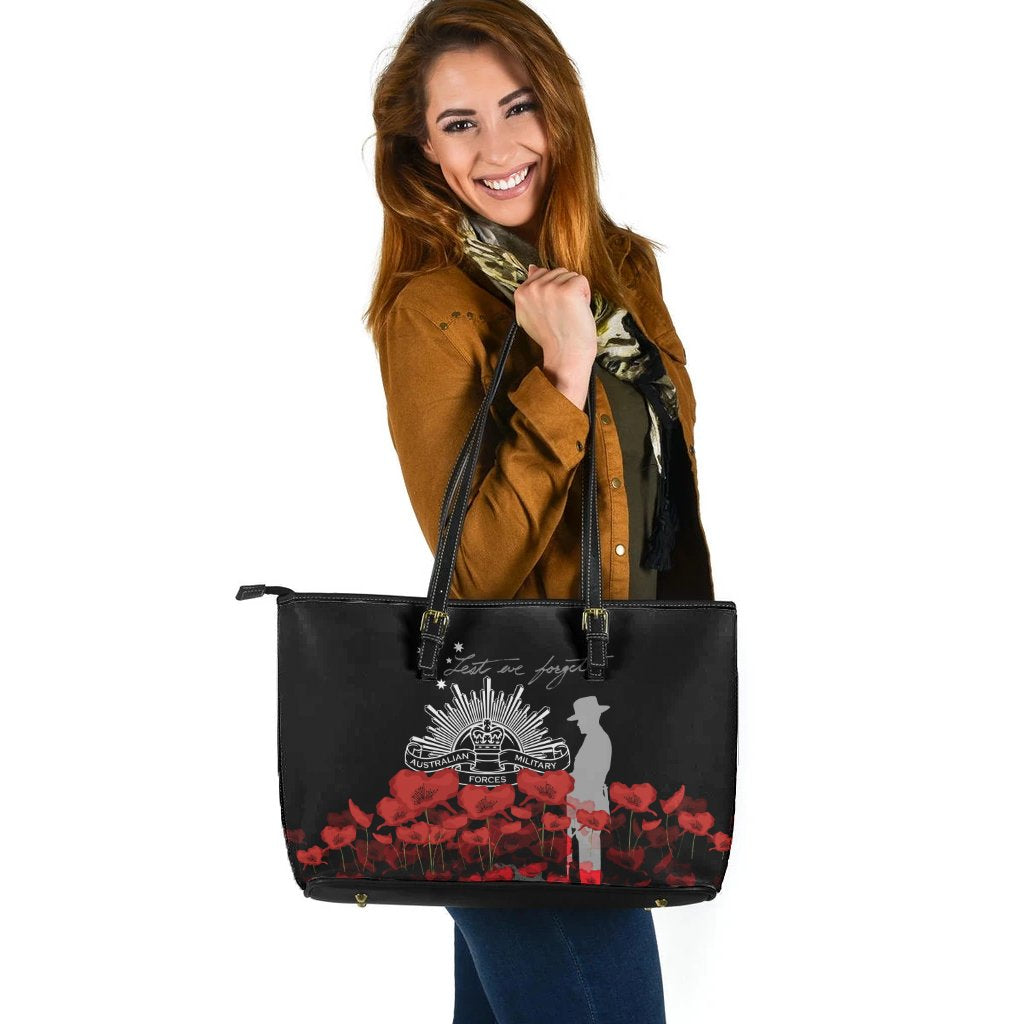 anzac-day-leather-tote-bag-remember-them