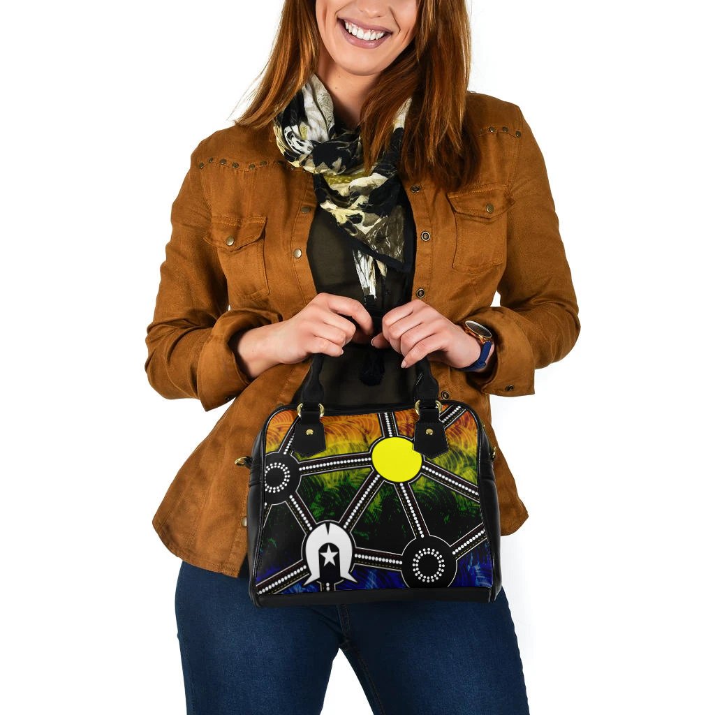 Naidoc Week 2021 Shoulder Handbag , Aboriginal Geometric Style - Vibe Hoodie