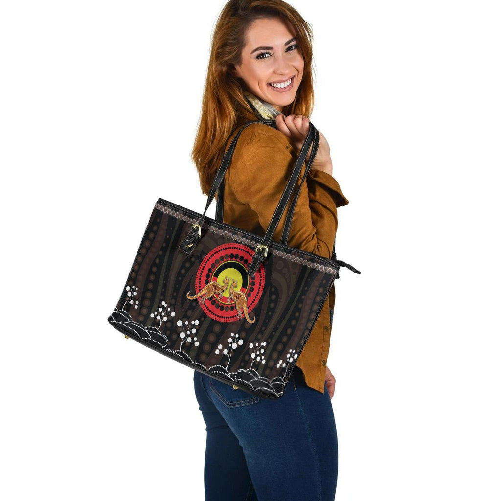 large-leather-tote-bag-kangaroo-with-tribal-pattern-and-aboriginal-flag