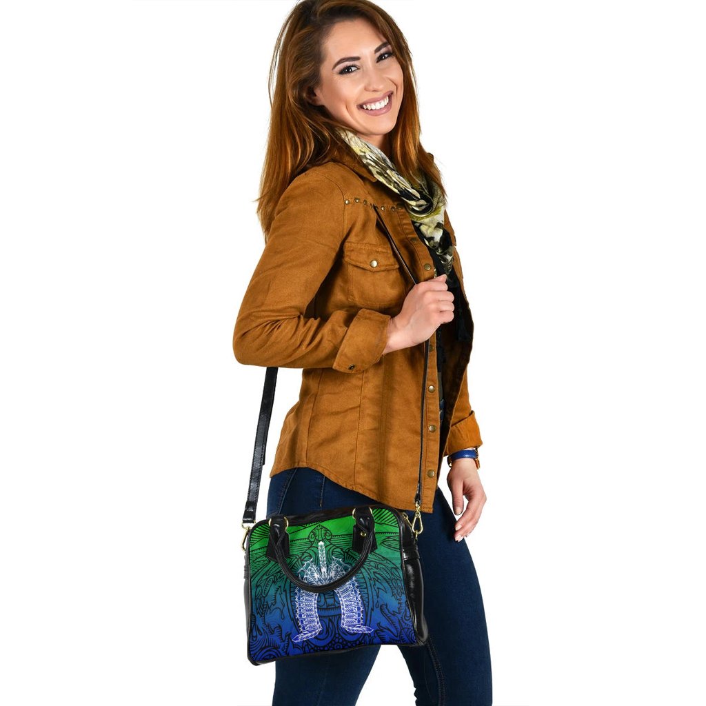 Torres Strait Islanders Shoulder Handbag - Turtle and Dhari Mask - Vibe Hoodie