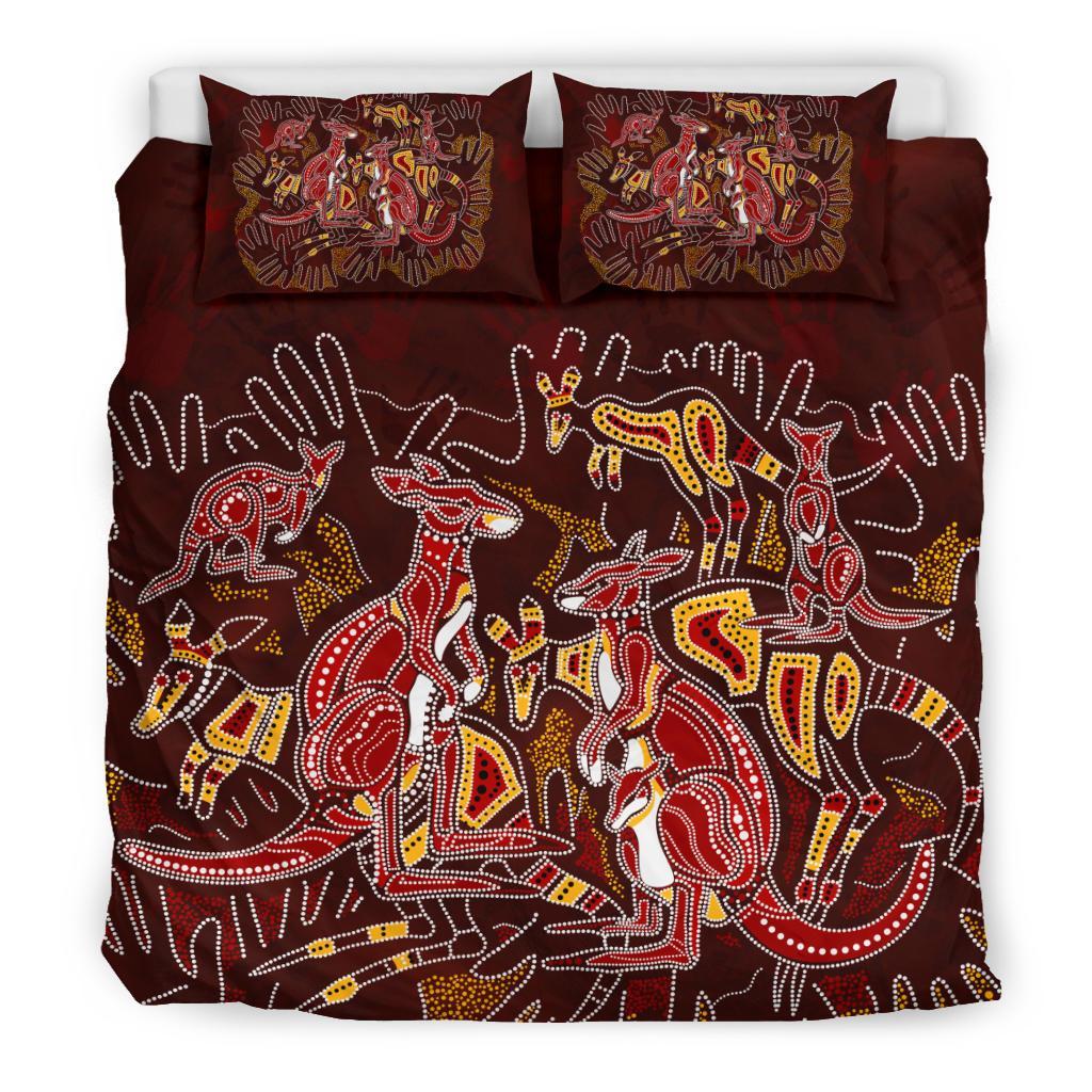 aboriginal-bedding-set-kangaroo-family-with-hand-art