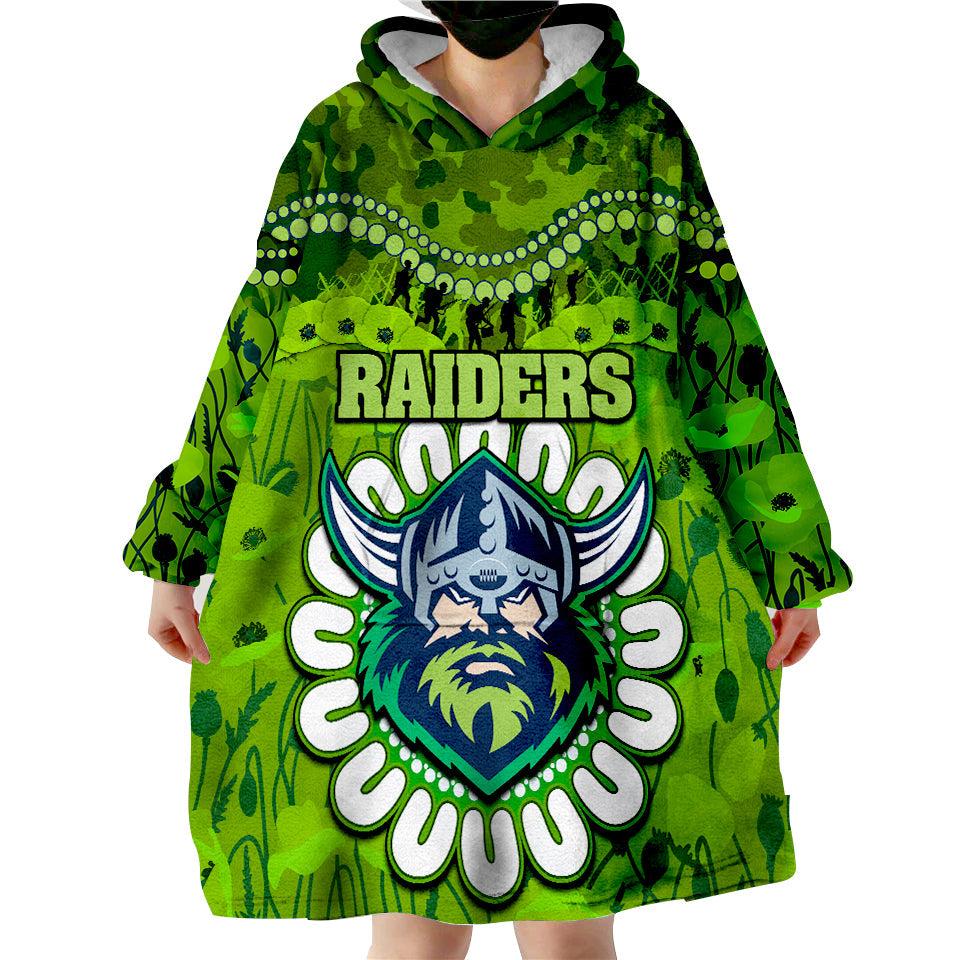 raiders-rugby-anzac-wearable-blanket-hoodie-camouflage-poppy