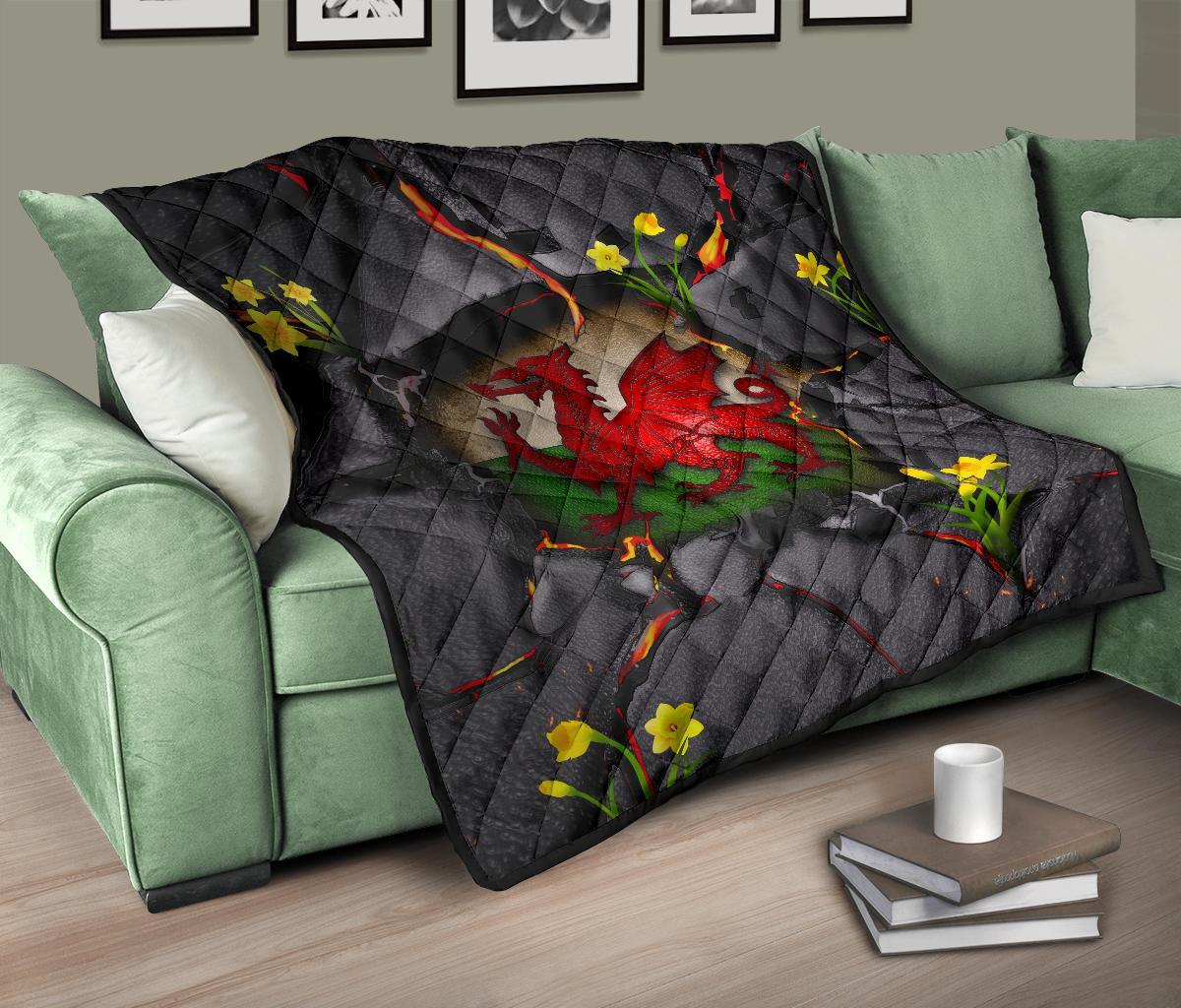 wales-premium-quilt-welsh-dragon-daffodil-lava