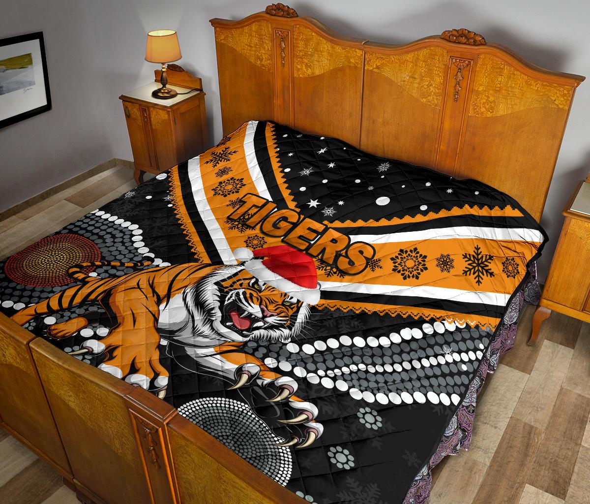 wests-christmas-premium-quilt-tigers-indigenous