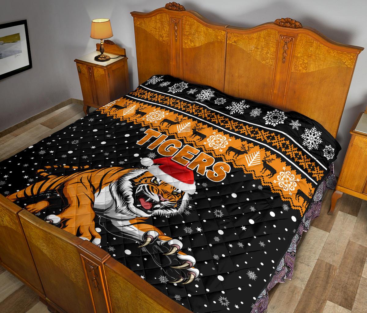 wests-christmas-premium-quilt-tigers-unique-vibes-black