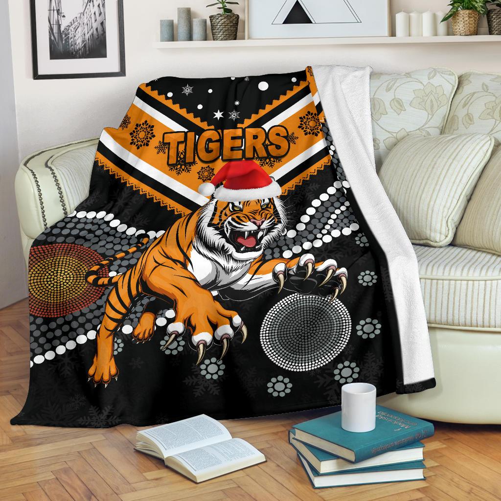 wests-christmas-premium-blanket-tigers-indigenous