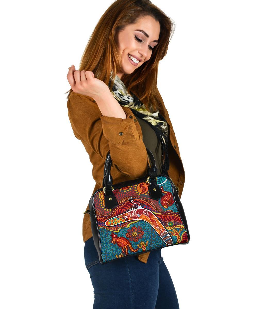 Aboriginal Shoulder Handbag - Indigenous Boomerang - Vibe Hoodie