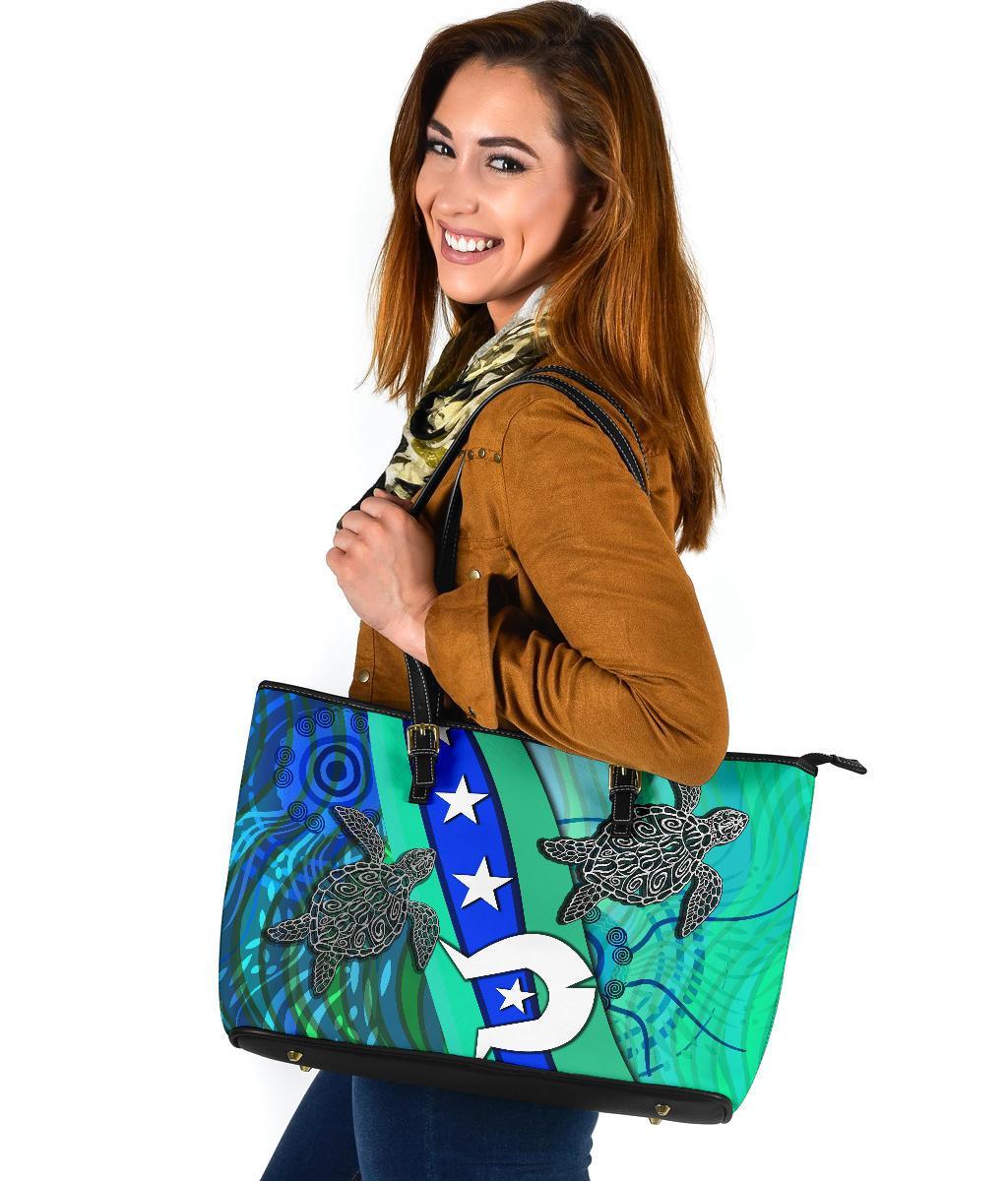 leather-tote-bag-torres-strait-flag-and-turtle