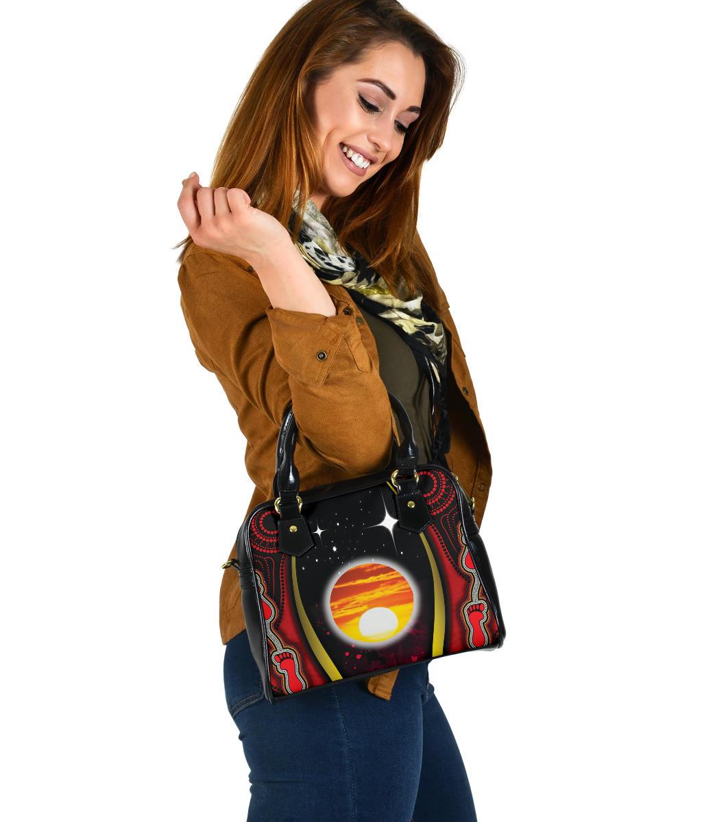 Shoulder Handbag - Australian Aboriginal Flags Symbolic Meaning - Vibe Hoodie