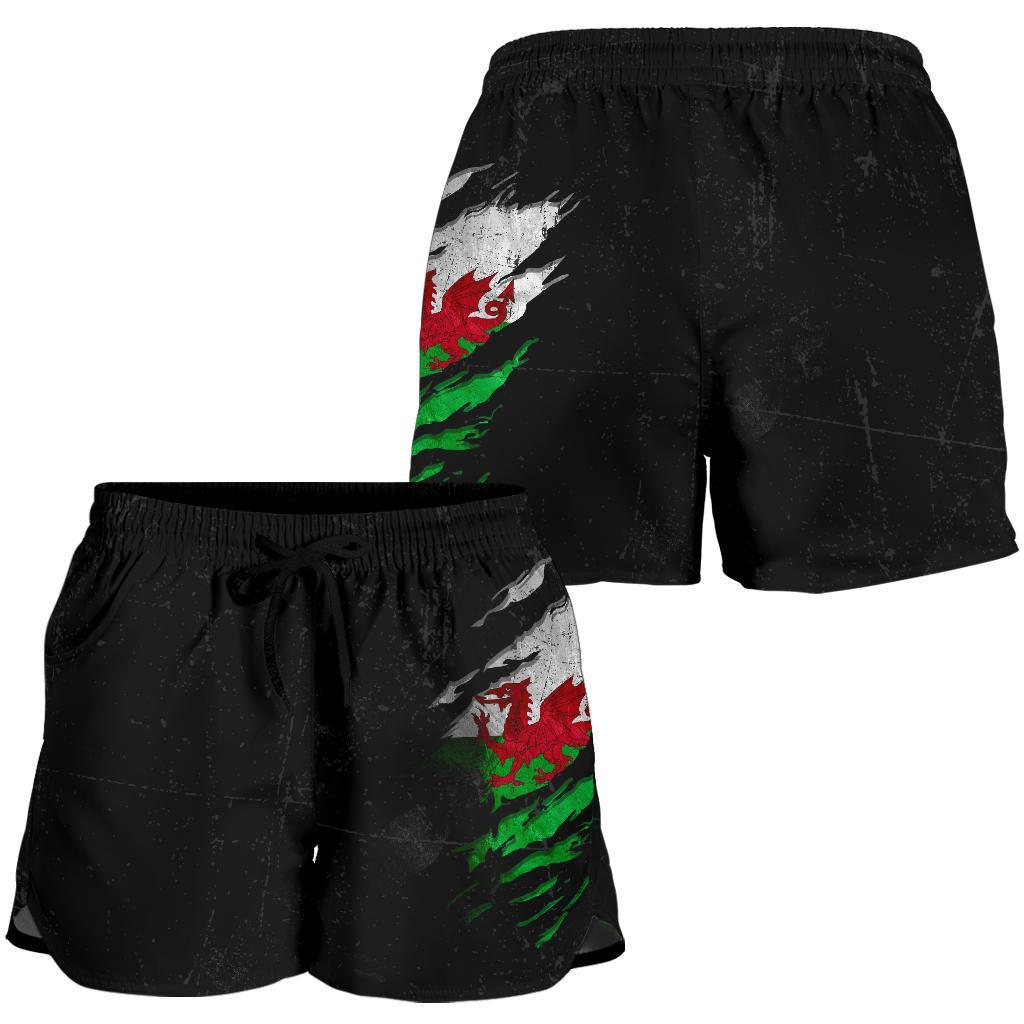 Wales in Me Women's Shorts - Special Grunge Style - Vibe Hoodie