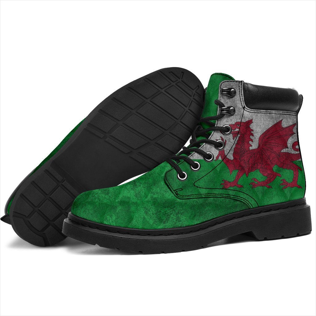 wales-all-season-boots-dragon