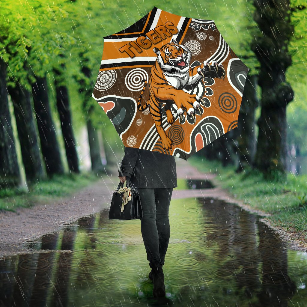 wests-umbrellas-tigers-indigenous