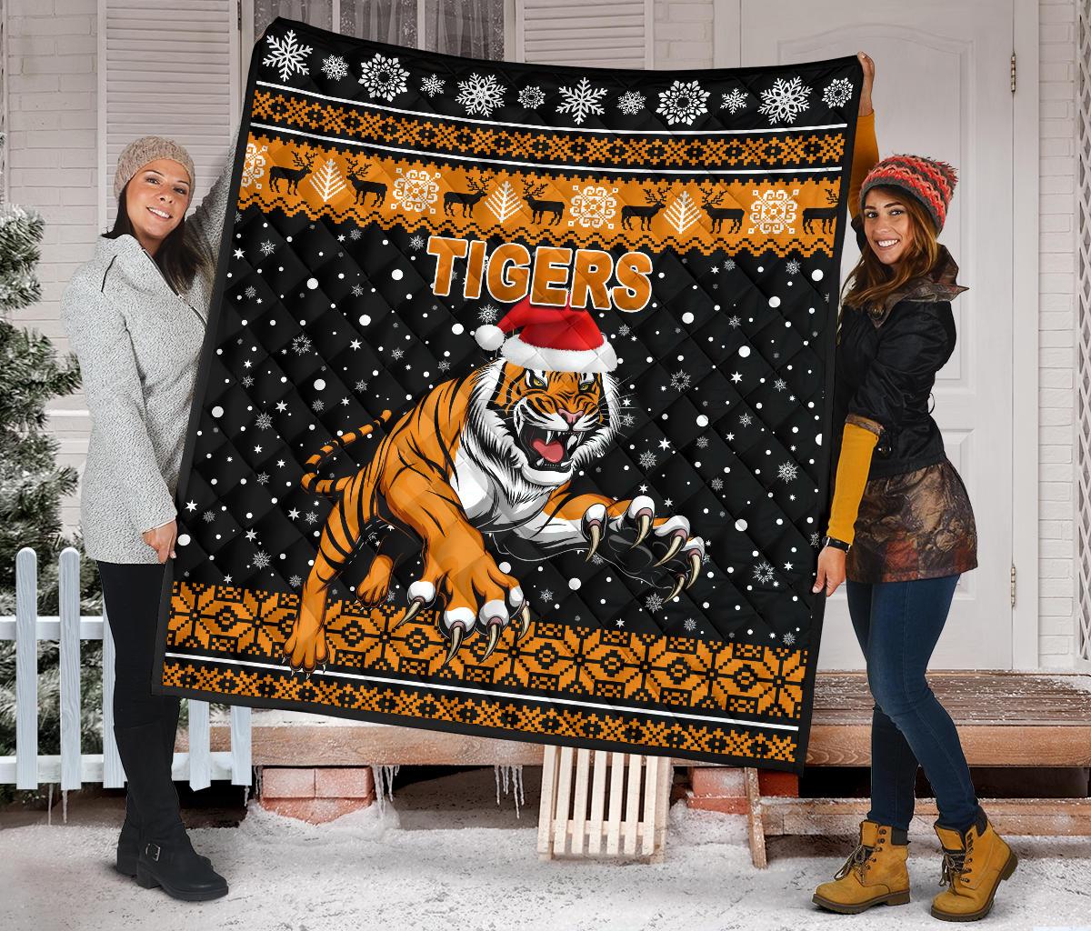 wests-christmas-premium-quilt-tigers-unique-vibes-black