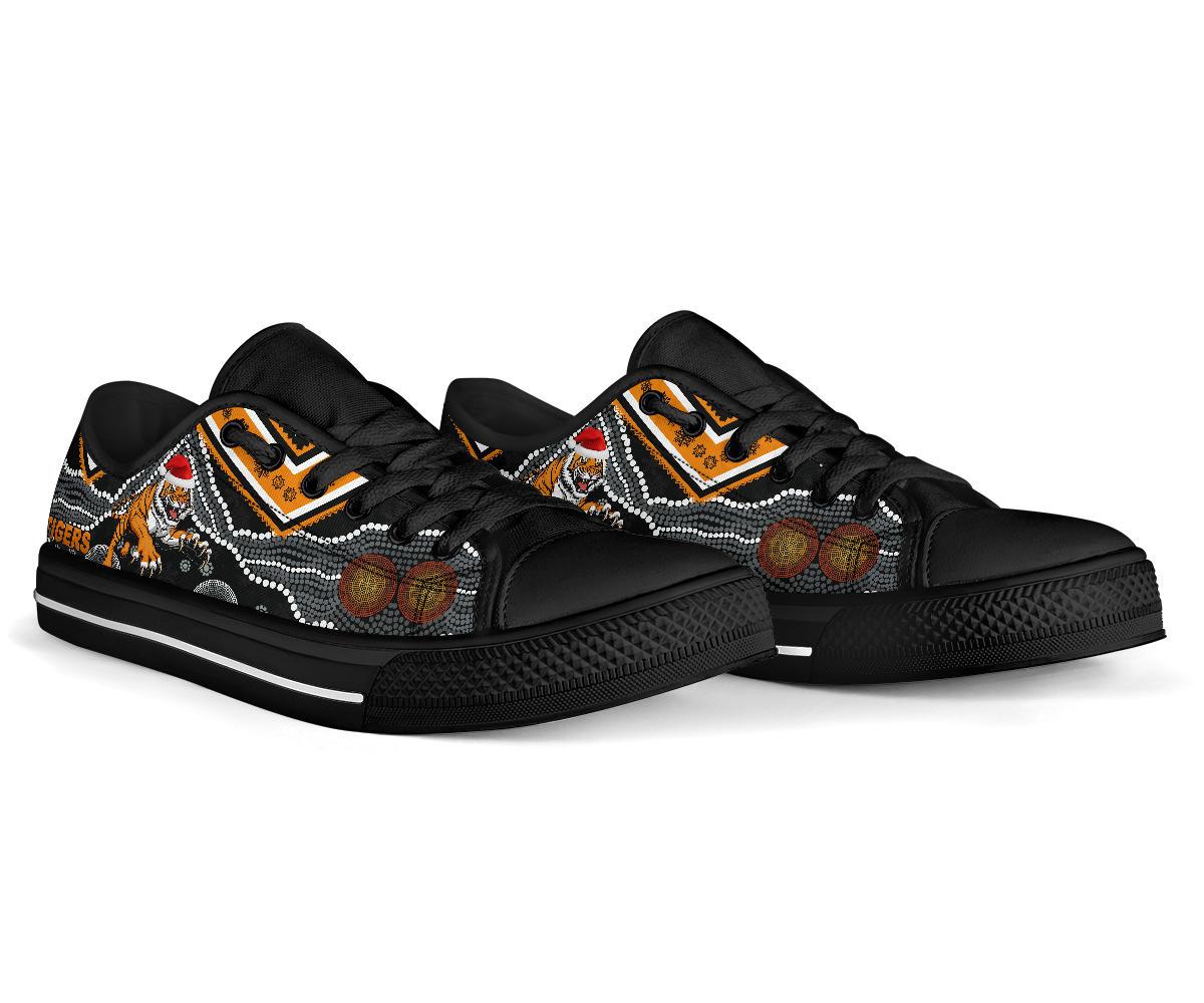 wests-christmas-low-top-shoe-tigers-indigenous