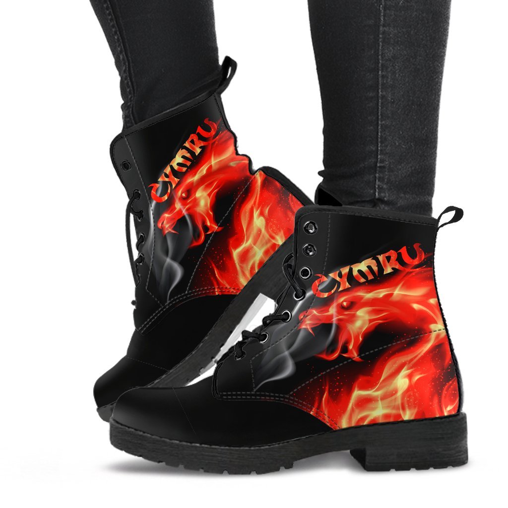 wales-leather-boots-cymru-flame