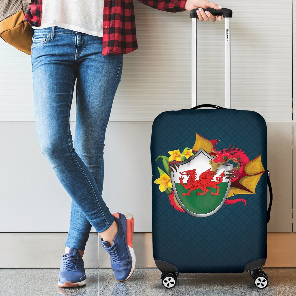 wales-dragon-and-daffodil-in-flag-luggage-cover