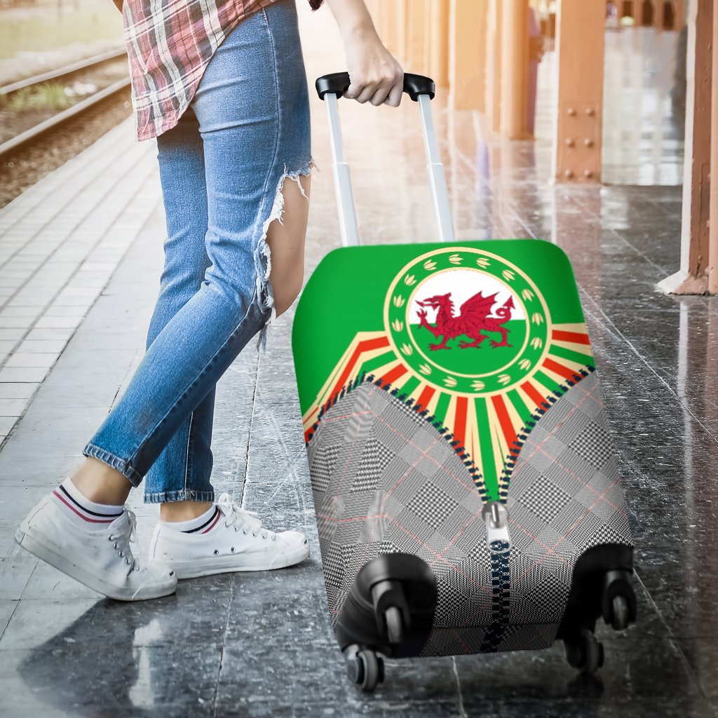 wales-dragon-luggage-covers