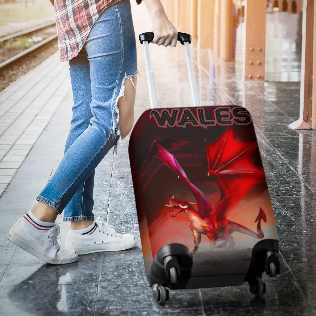 wales-luggage-covers-dragon-ty-mawr-lighthouse