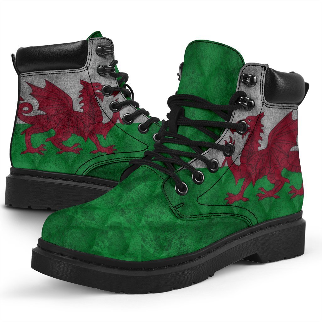 wales-all-season-boots-dragon