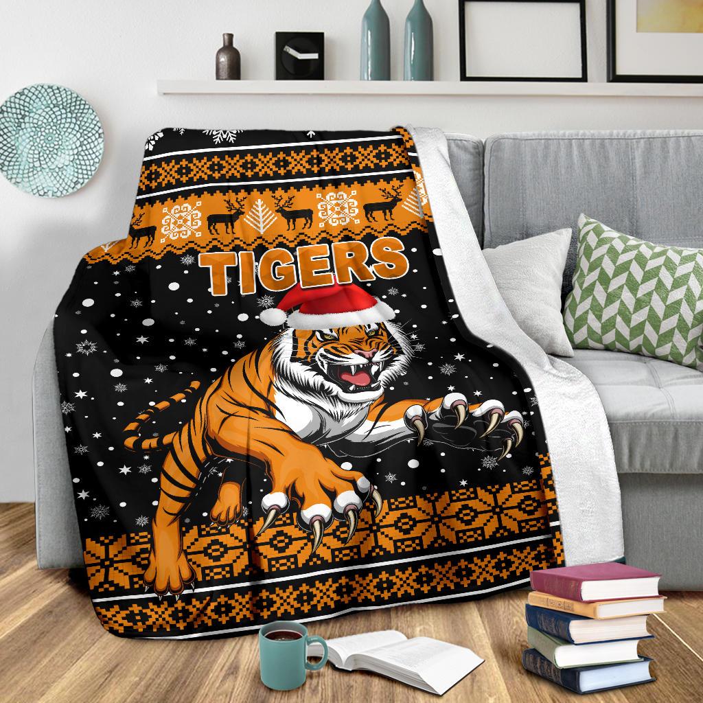 wests-christmas-premium-blanket-tigers-unique-vibes-black