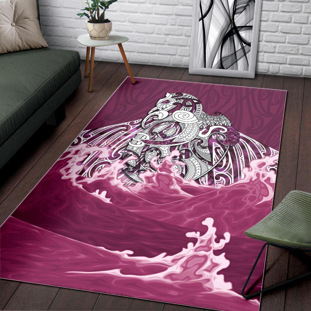 maori-manaia-the-blue-sea-area-rug-pink