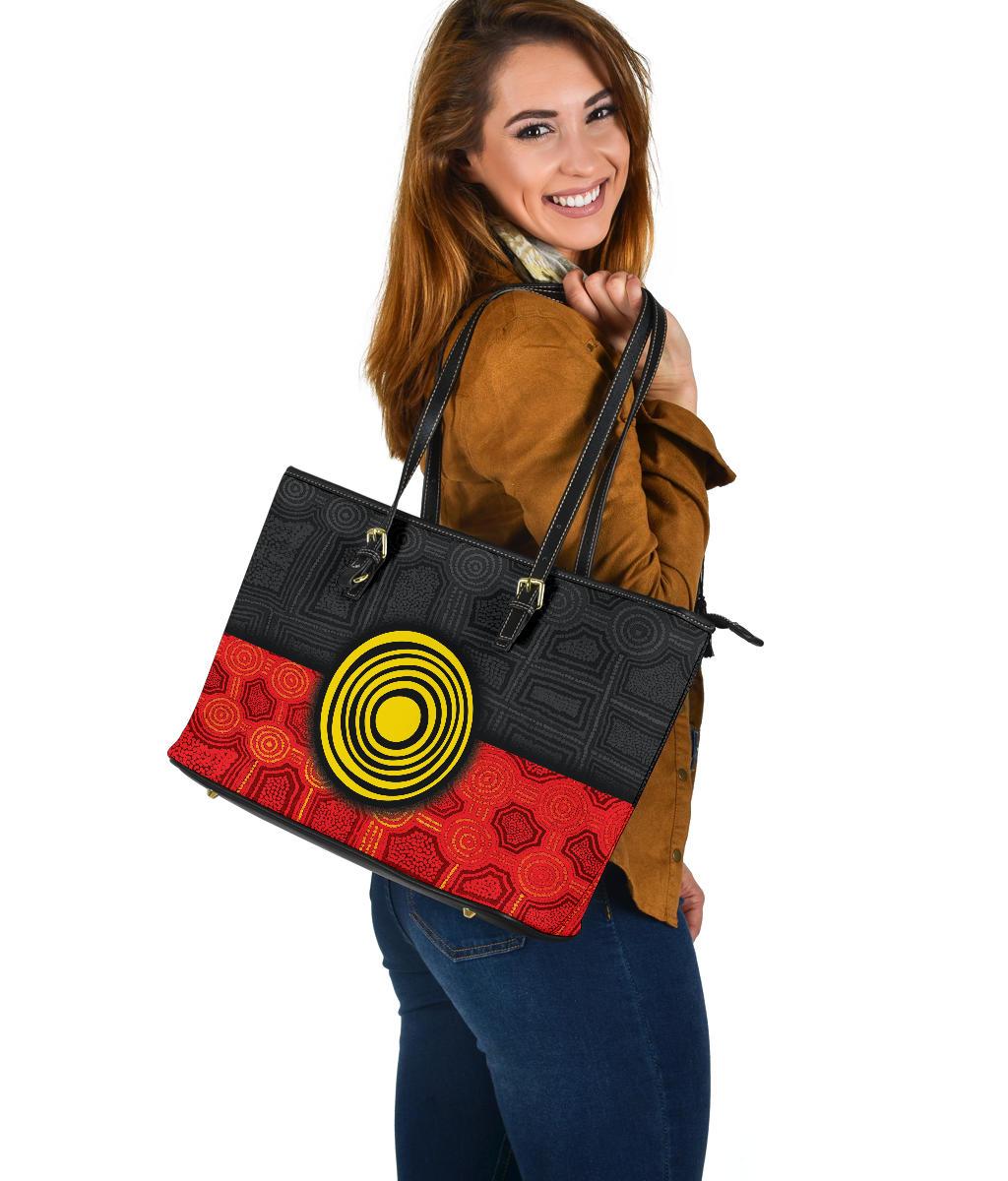 aboriginal-large-leather-tote-bag-aussie-indigenous-flag