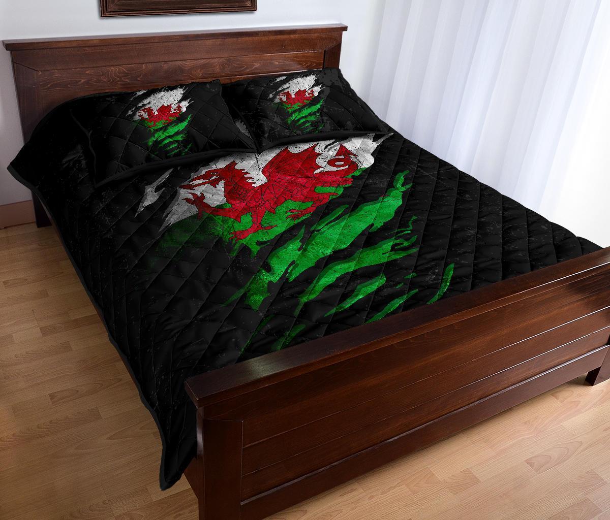 wales-in-me-quilt-bed-set-special-grunge-style