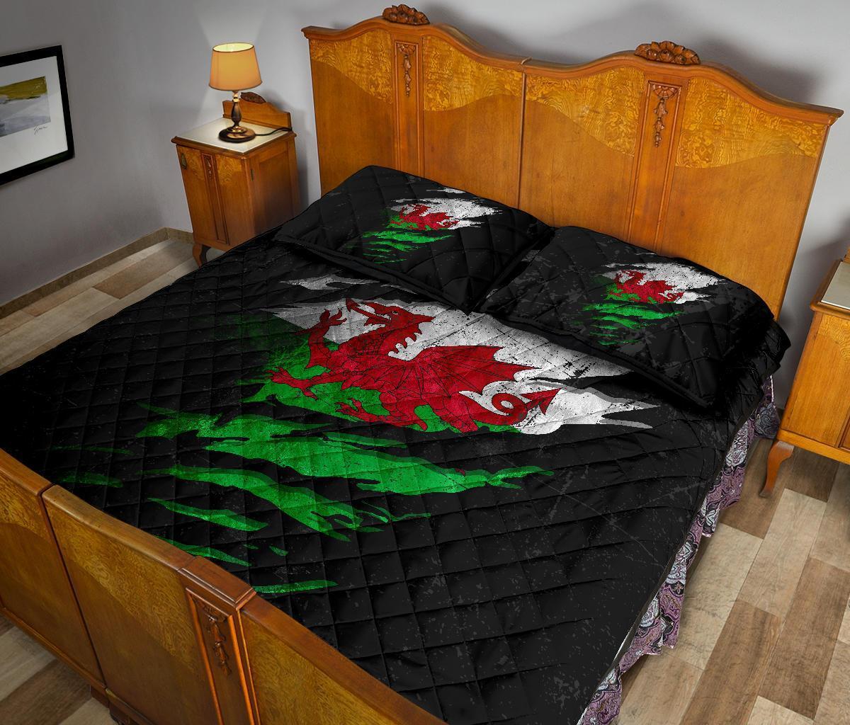 wales-in-me-quilt-bed-set-special-grunge-style