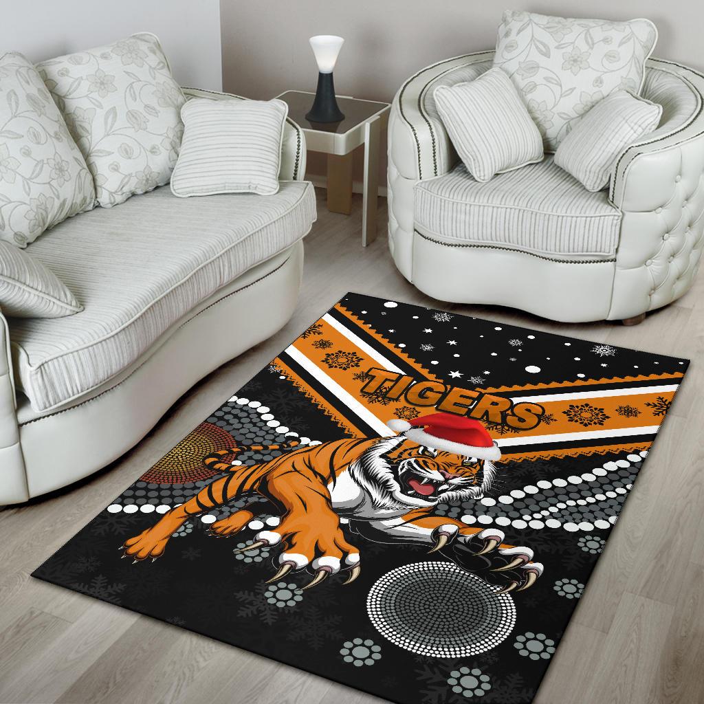 wests-christmas-area-rug-tigers-indigenous