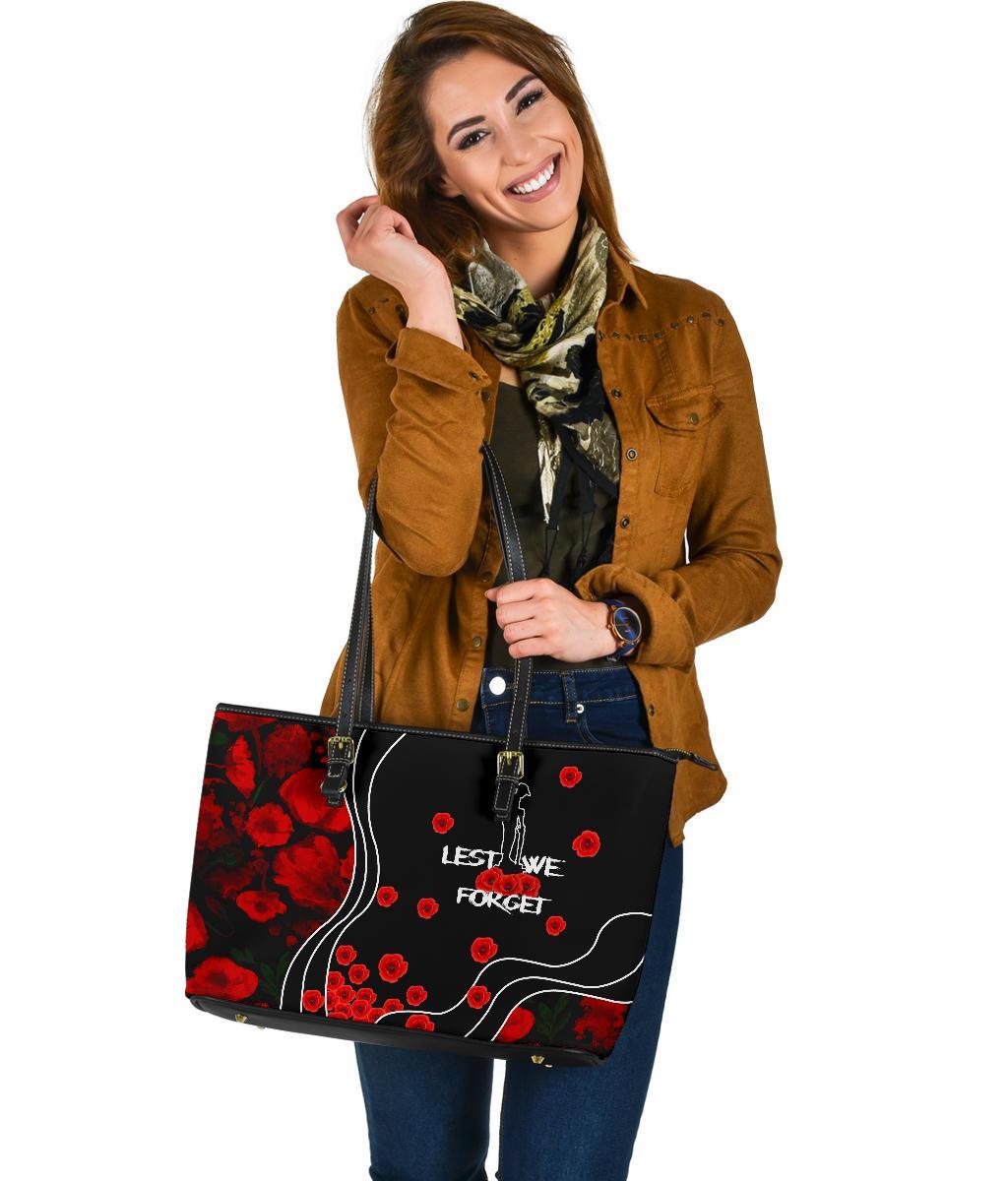 anzac-lest-we-forget-large-leather-tote-bag-poppy-flowers