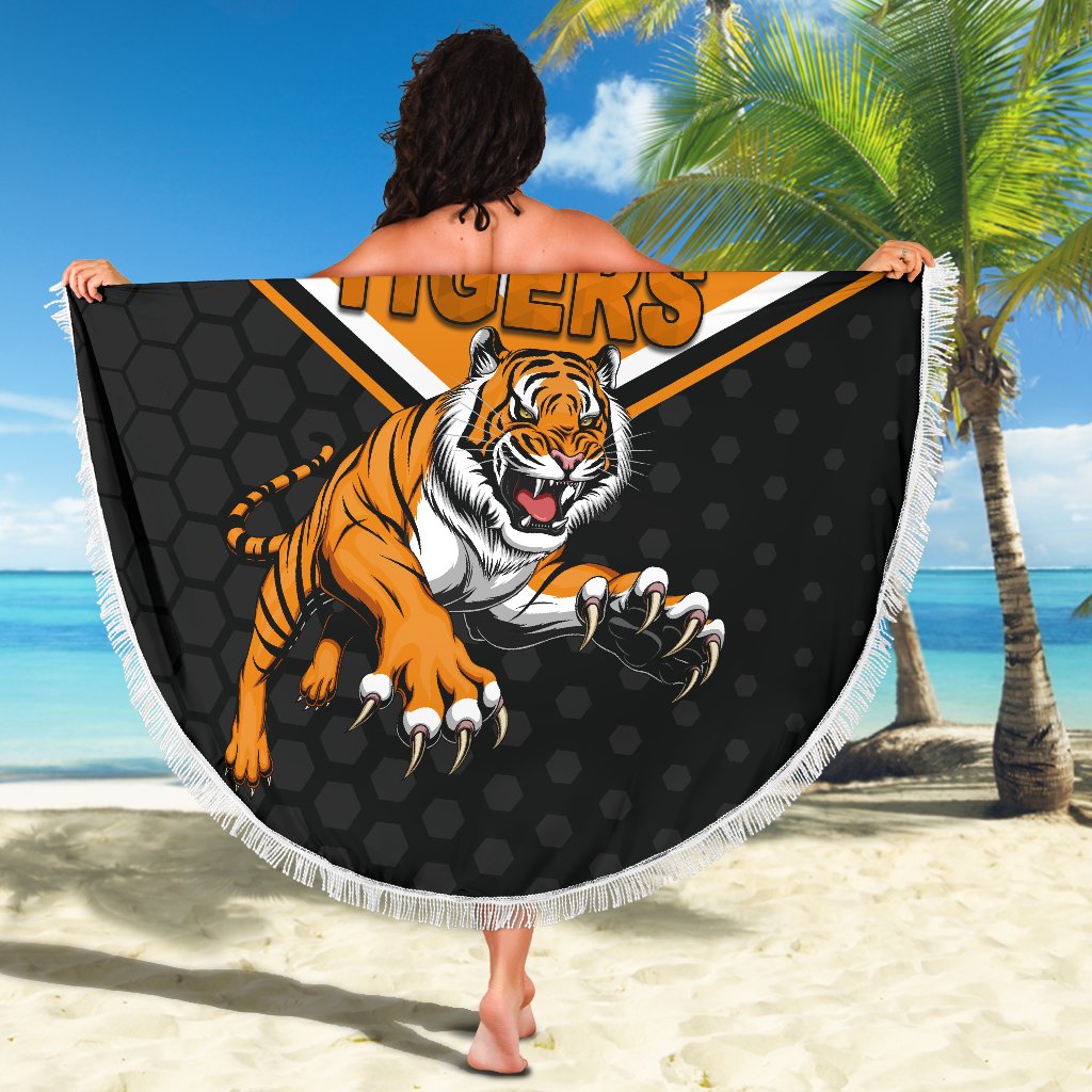 wests-beach-blanket-tigers