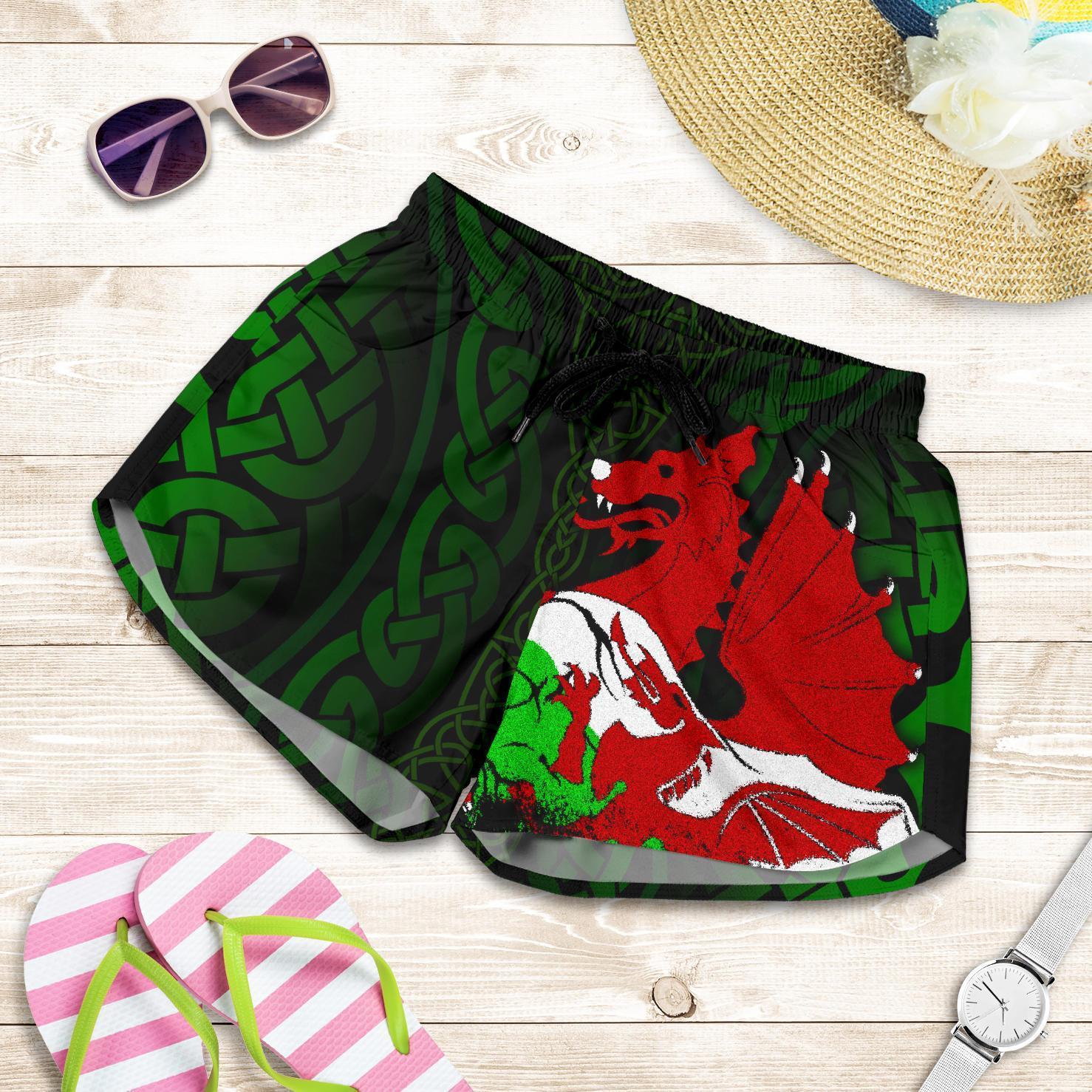 Wales Women'S Shorts - Cymru Dragon - Vibe Hoodie