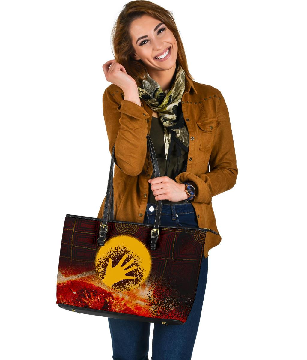 aboriginal-leather-tote-bag-indigenous-flag-hand-art