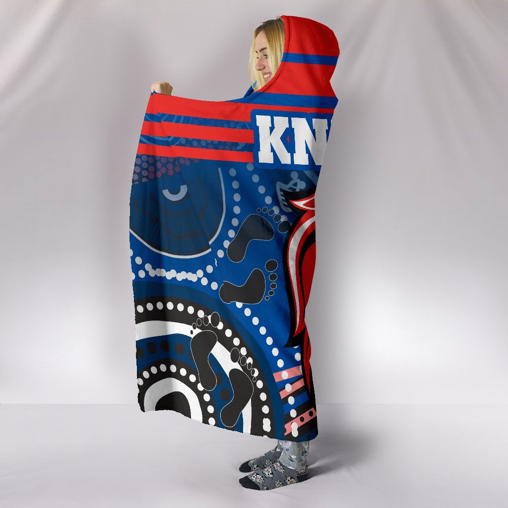 newcastle-knights-hooded-blanket-aboriginal-horizontal-style