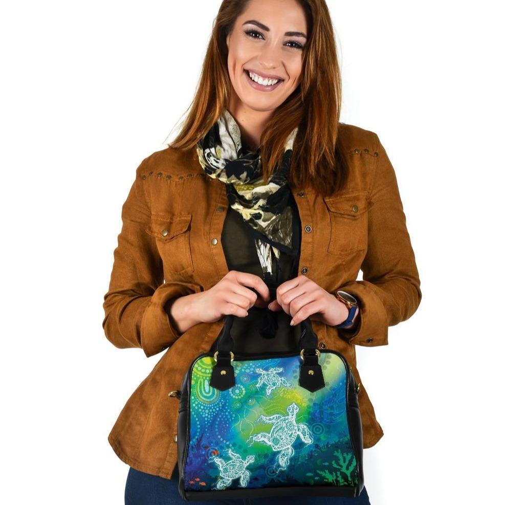 Aboriginal Shoulder Handbags - Indigenous Turtle Ocean Dot Painting Art - Vibe Hoodie