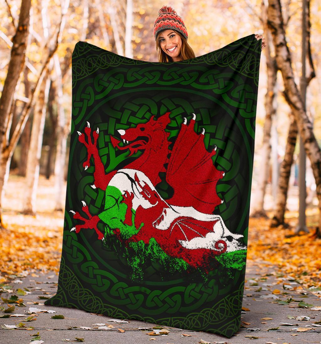 wales-premium-blanket-cymru-dragon