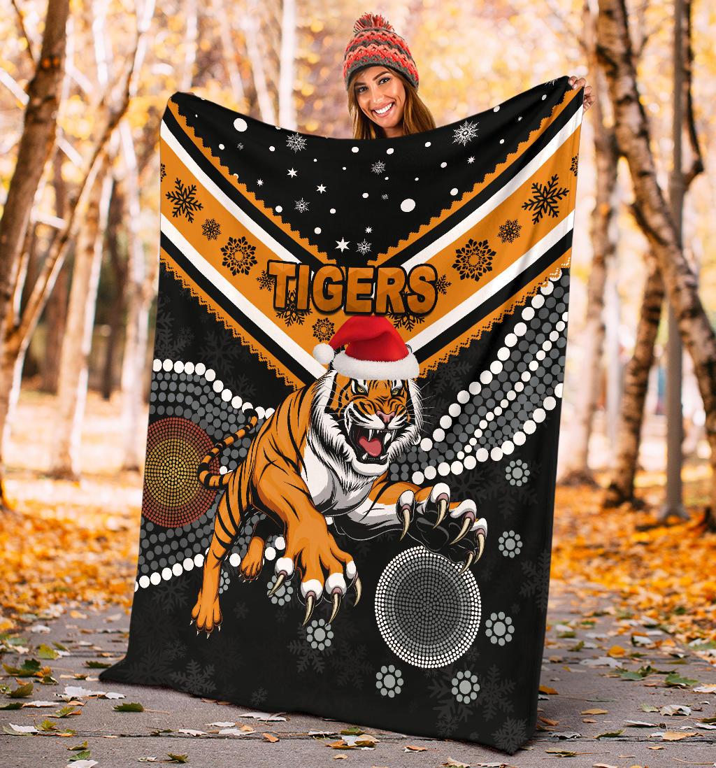 wests-christmas-premium-blanket-tigers-indigenous