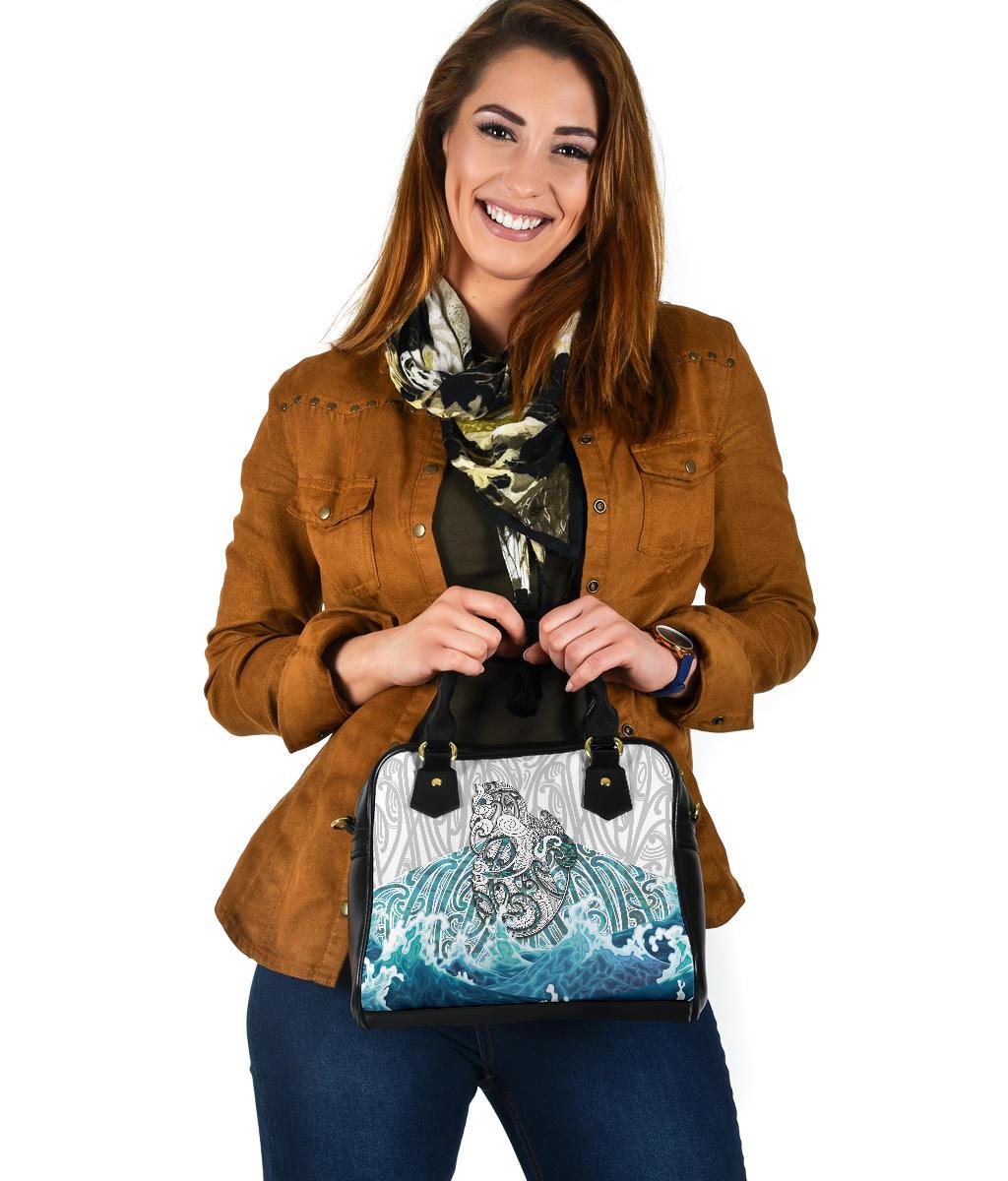 Maori Manaia The Blue Sea Shoulder Handbag, White - Vibe Hoodie