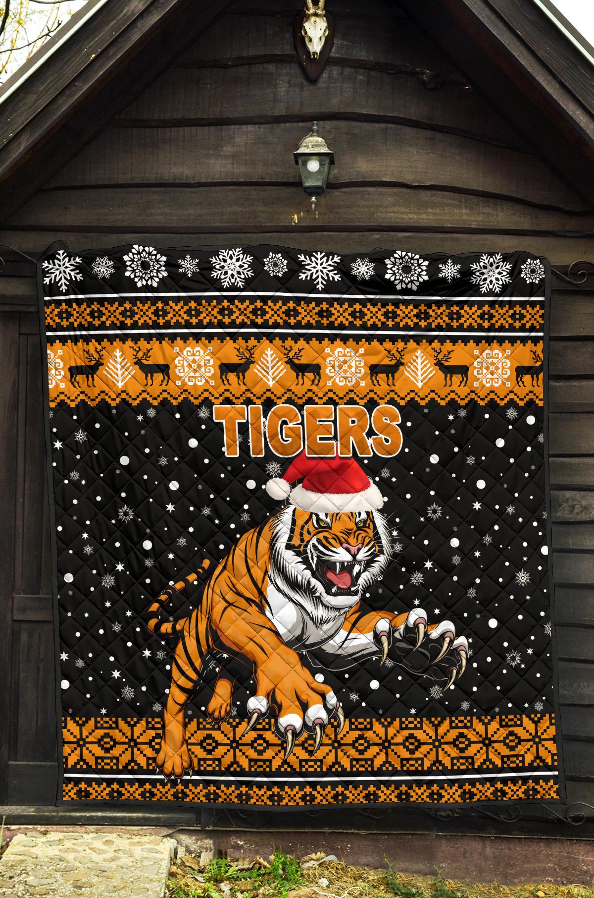 wests-christmas-premium-quilt-tigers-unique-vibes-black